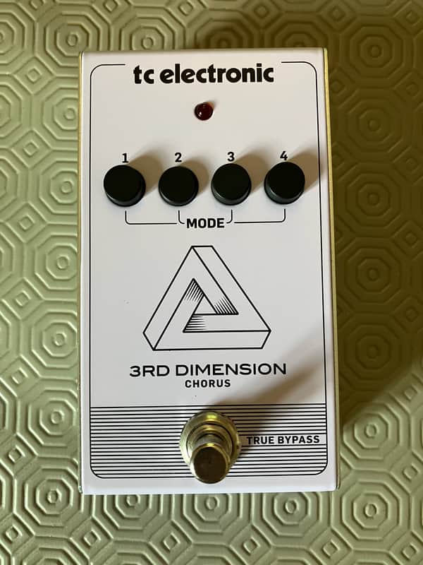 TC Electronic 3rd Dimension Chorus 2019 - Present - Purple image 1