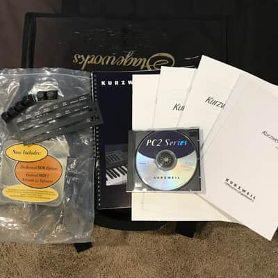 Kurzweil PC2X Keyboard with Soft Case image 6