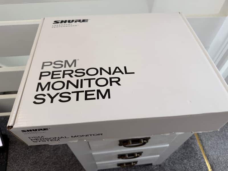 Shure PSM 300 Stereo Personal Monitor System with SE112 Earphones image 1