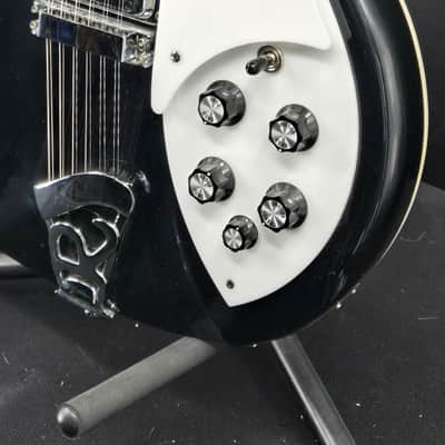 Rickenbacker 360/12 C63 Fireglo Black with hard case image 3