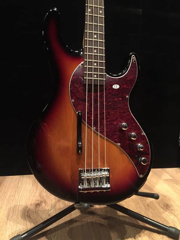 Line 6 Variax 700 Bass Sunburst image 2