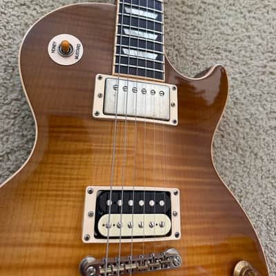 Gibson Les Paul Standard Premium Plus | 2005 Honeyburst Plus Top | 60s Neck image 4