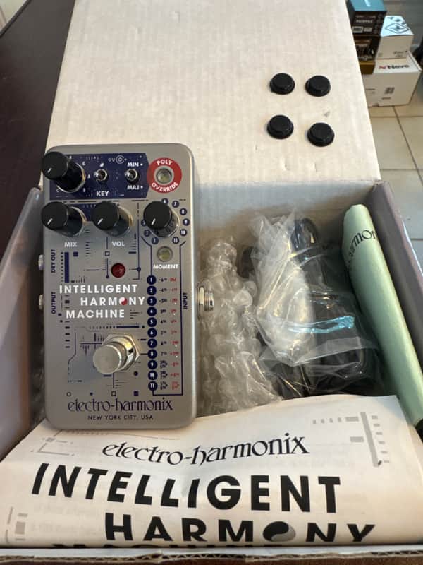 Electro-Harmonix Intelligent Harmony Machine
