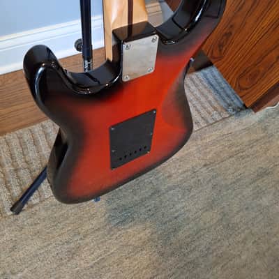Squier Standard Series Stratocaster- Antique Burst image 7