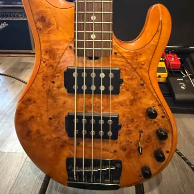 Sterling StingRay Ray35HH 2022 - 2023 - Amber image 3