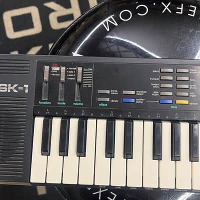 Casio SK-1 32-Key Sampling Keyboard 1986 - Black image 2