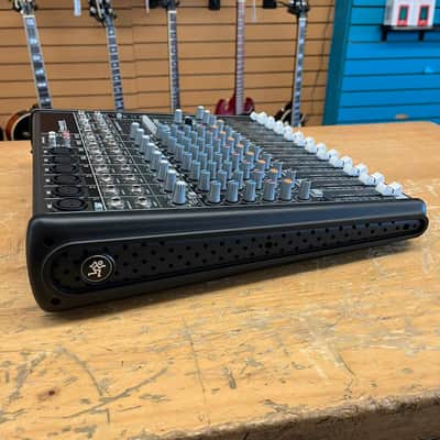 Mackie ProFX12 Mixer Bild 5