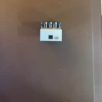 Boss FB-2 Feedbacker/Booster 2011 - Present - Silver image 3