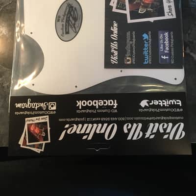 Gibson Melody Maker SG Style White Pickguard 1968-1982 1 Pickup image 5