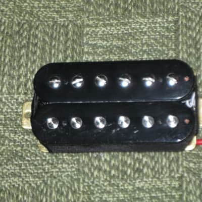 ONE used (less than light average wear) Epiphone BHC 57(CH)G Black Humbucker, 8.7k, Alnico V (+ screws & springs) for DOT: can go in Neck or Bridge position / for LP: Neck position / for SG Neck position (from 2010s) image 5