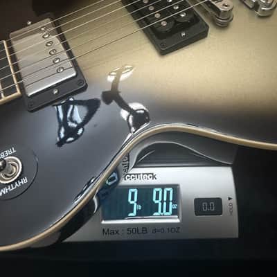 Gibson Adam Jones Signature Les Paul (in mint condition) Standard 2022 - Present - Antique Silverburst. image 21