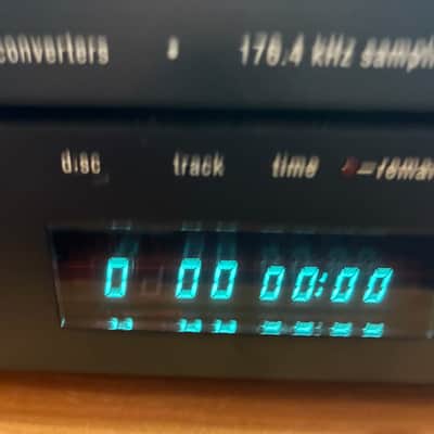 Wonderful Made in Japan Adcom GCD-600 5 Disc Changer with TDA-1541A Chip. See VIDEO! image 4
