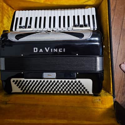 DaVinci Accordion CG12 Mid-60s to 70s - Black/white image 4