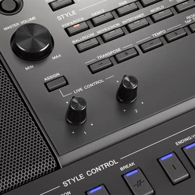 Yamaha PSR-SX700 61-Key Arranger Workstation 2019 - Present - Black image 5