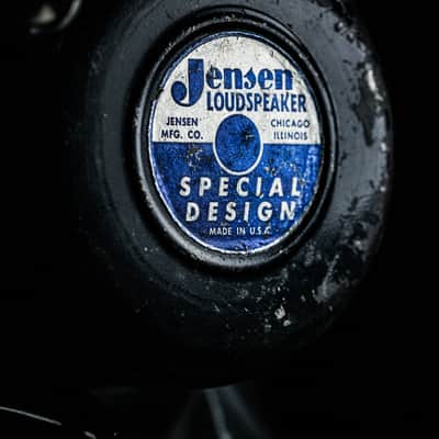 1959 Fender Deluxe 5E3 Narrow Panel 15-Watt 1x12 tweed image 14