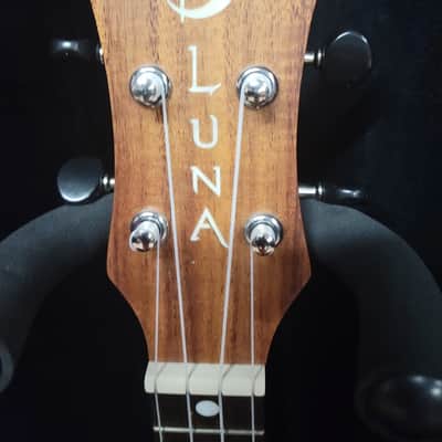 Luna High Tide Koa Left-Handed Acoustic-Electric Concert Ukulele image 2