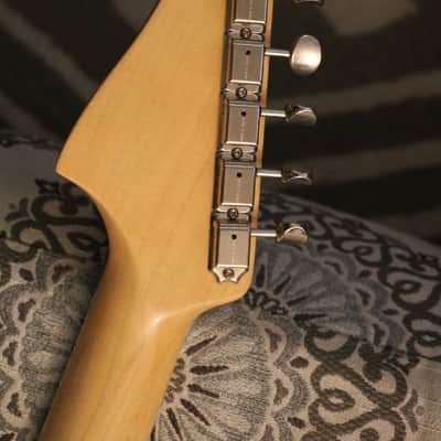 Fender American Vintage "Thin Skin" '65 Jazzmaster 2016 - 2018 - Inca Silver image 4