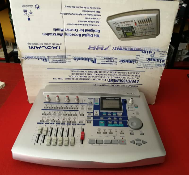 TASCAM Portaastudio 788 image 1