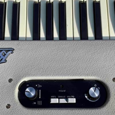 Hohner Basset image 3