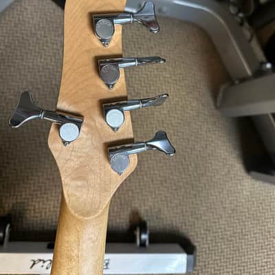 Carvin PB-5 5 String Bass 2015s Black Sparkle image 6