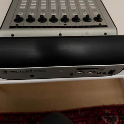 Mackie MCU Pro XT DAW Control Surface Extender 2008 - Present - Gray image 3