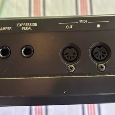 Roland VR-09 61-Key V-Combo Organ Stage Ready Keyboard image 8