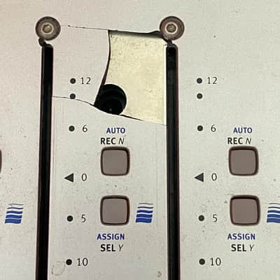 Euphonix MC Mix 8-Fader DAW Control Surface - Silver image 6