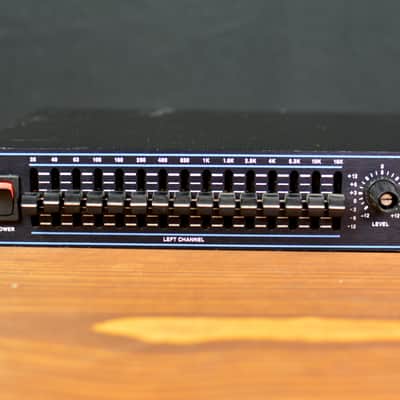 DOD R-430 Dual 15-Band Equalizer image 3