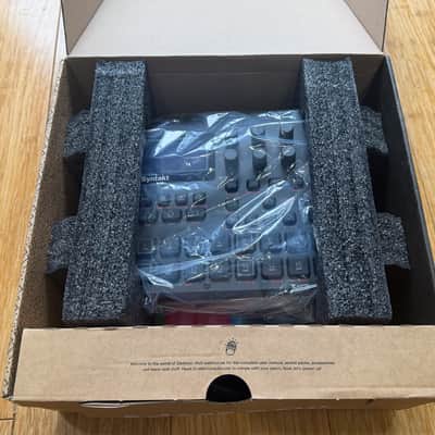 Elektron Syntakt 12 Track Drum Computer & Synthesizer 2022- Present - Black image 8