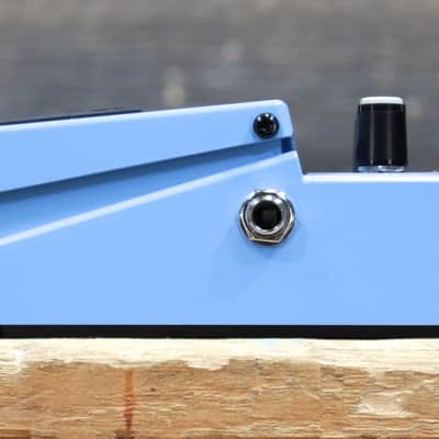 Boss CH-1 Super Chorus Clean Brilliant Sound Classic Boss Chorus Effect Pedal image 5