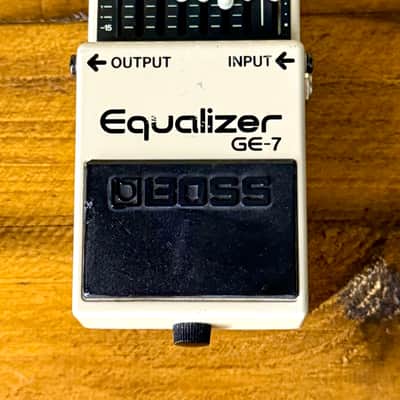 BOSS GE-7 "EQUALIZER" 9V Effects Pedal (TAIWAN VERSION) image 4