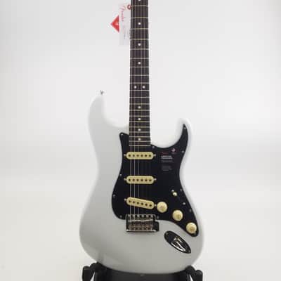 Fender American Performer Stratocaster with Rosewood Fretboard 2022 Arctic White image 1