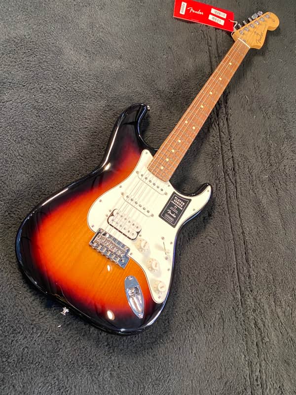 Fender Player Stratocaster HSS with Pau Ferro Fretboard 3-Color Sunburst #MX22046077 (8 lbs. 0.7 oz image 1