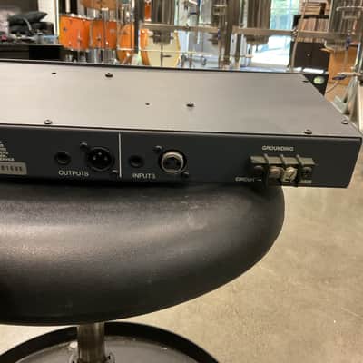 Biamp EQ 140 4 Band Analog Parametric EQ image 5