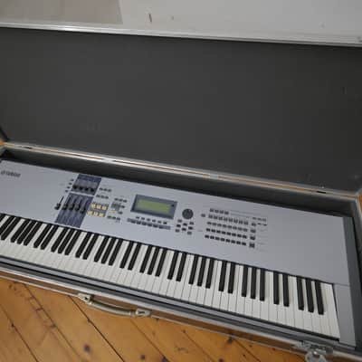 Yamaha Motif ES 8 Production Synthesizer image 10