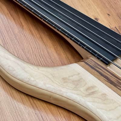 Merlos Trium 5 Headless Fretless image 12