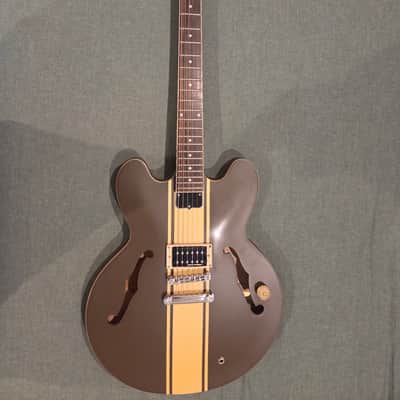 Epiphone Tom DeLonge Signature ES-333 2008 - 2019 - Brown with Cream Stripe image 1