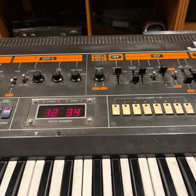 Roland Jupiter-8 image 4