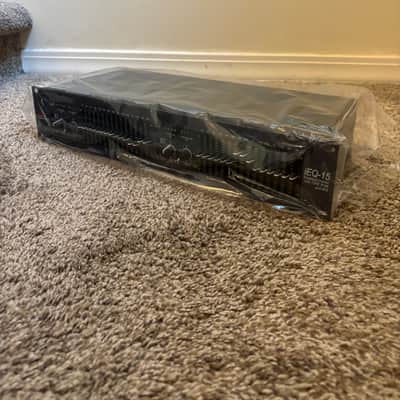 dbx iEQ15 Intelligent Dual 15-Band Graphic EQ 2010s - Black image 1