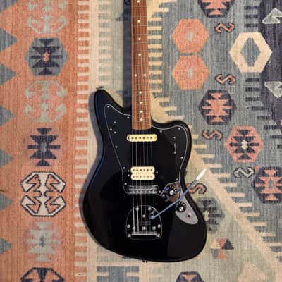 Fender Player Jaguar HS with Pau Ferro Fretboard 2018 - 2024 - Black image 1