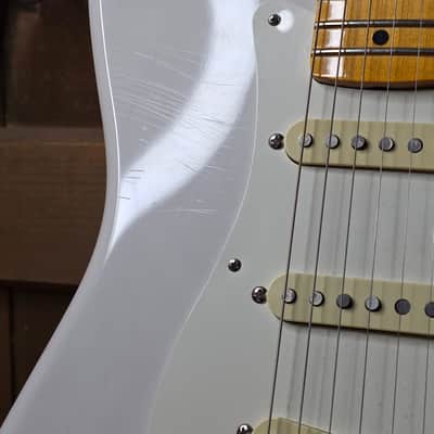 Fender Eric Johnson Stratocaster with Maple Fretboard 2022- White Blonde image 7