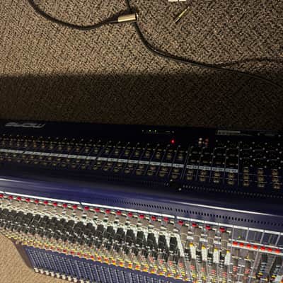 Midas Venice F32 32-Channel Console / FireWire Interface 2011 - 2016 - Blue image 5