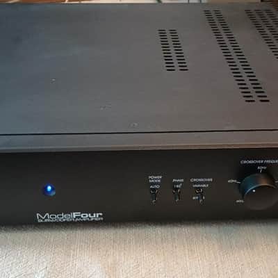 James Model Four subwoofer amplifier in excellent condition - 2000's image 2