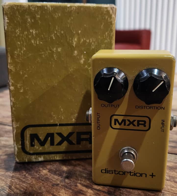 VINTAGE! M104 MXR Distortion + Brown Block Logo Germanium Soft Clipping 1970s USA image 1