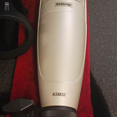 Shure KSM32 / SL Medium Diaphragm Cardioid Condenser Microphone 1998 - Present - Champagne image 3