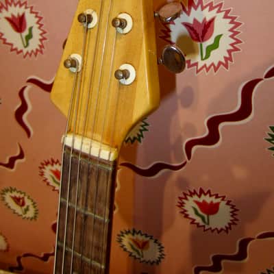 Silvertone 759-1436-1 Solidbody Electric 1960s - Sunburst image 3