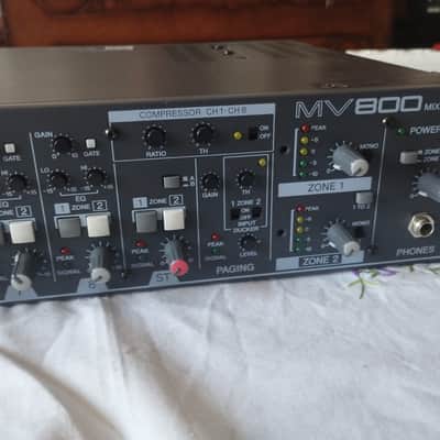 Yamaha MV800 rack mixer - Black image 2