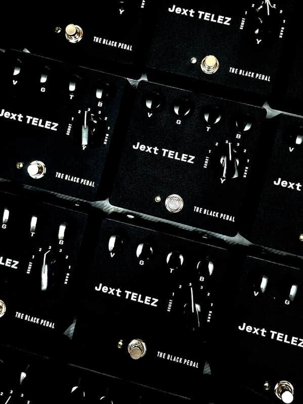 Jext Telez The Black Pedal 2024 - The Ultimate White Pedal Vintage