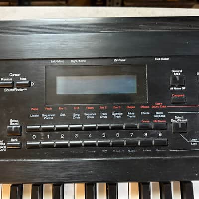Ensoniq KT-76 64-Voice Digital Synthesizer 1995 - Black image 4