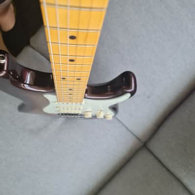 Fender American Ultra Stratocaster with Maple Fretboard 2019 - 2021 Mocha Burst image 10